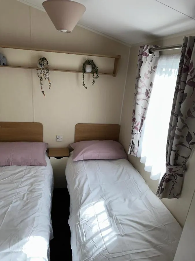Caravan Hire Thornwick Bay Flamborough Holiday park